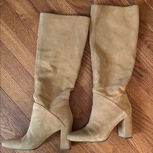 Banana Republic Camel Boots. 7.5